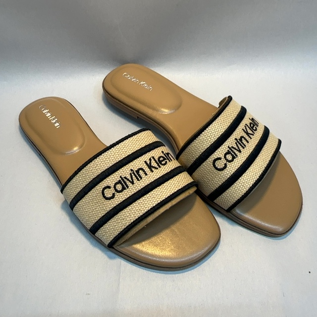 Calvin Klein Calvin Klein Womens Kendell Light Natural/Black 6.5 Medium