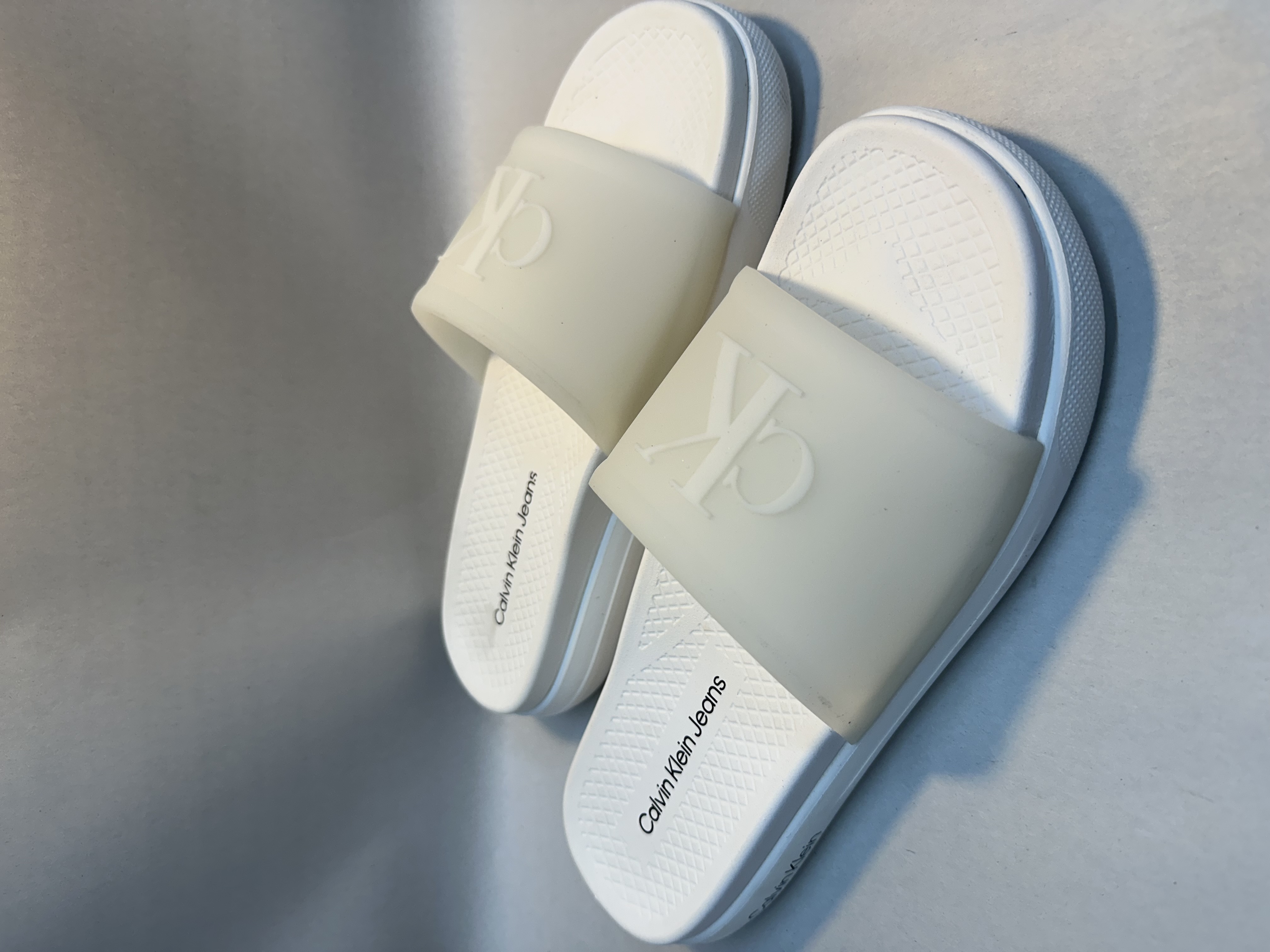 Calvin Klein Calvin Klein sandals women size 8 white new