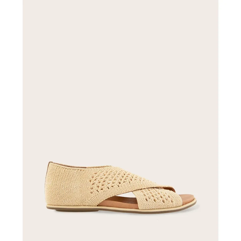 Gentle Souls by Kenneth Cole Women's Lainey Slip on Crisscross Sandals — Beige — Size 8.5