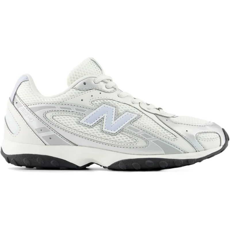 New Balance 204L Kids' Running Shoes — White — Size 4 3