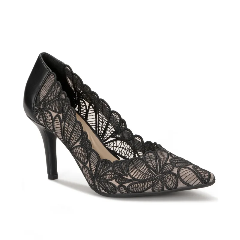 I.n.c. International Concepts Women's Zitah Embellished Pointed Toe Pumps — Black — Size 5.5