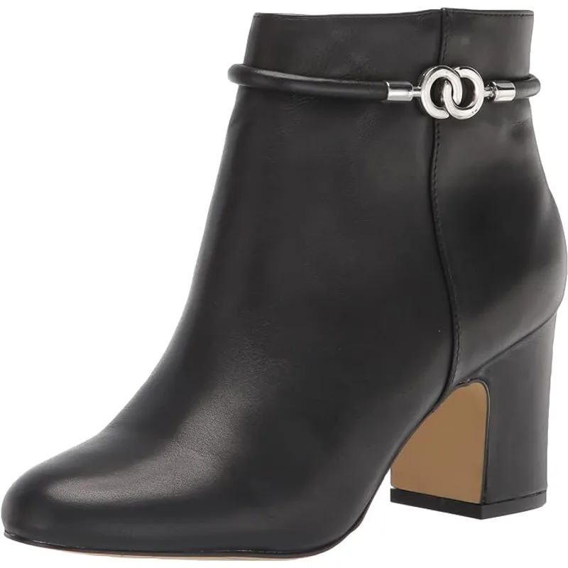 Bella Vita Diaz Bootie — Black — Size 9WW