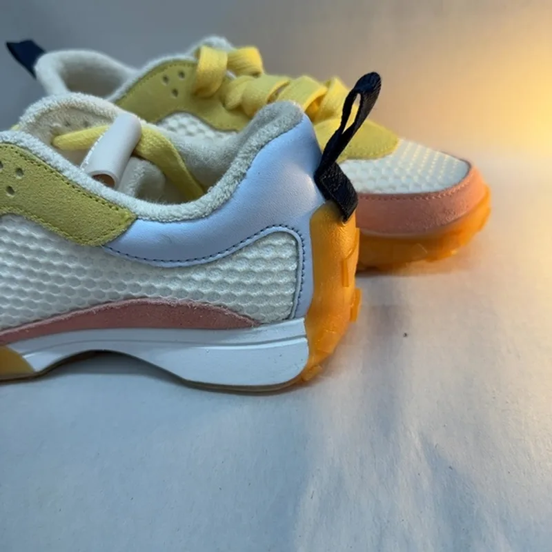 kate spade new york K As in Kate Mesh Runner — White — Size 7.5 7