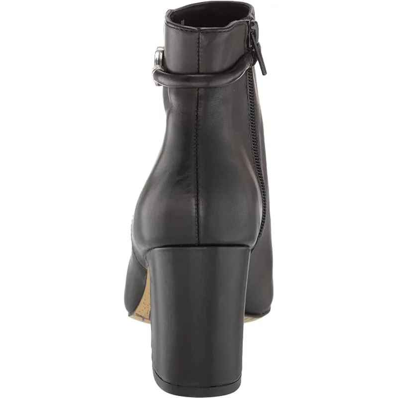 Bella Vita Diaz Bootie — Black — Size 9WW 2