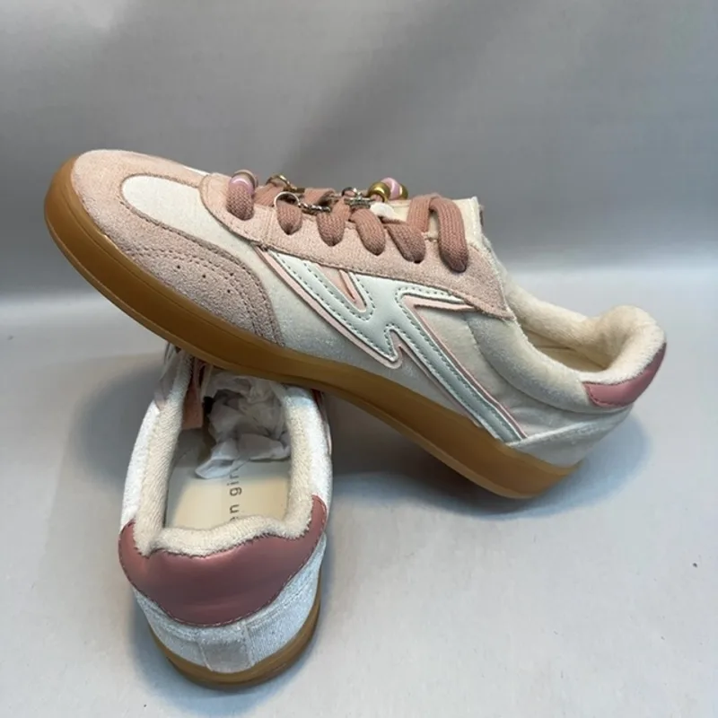 Madden Girl Women's Giia-Cb Sneaker, Blush Velvet, 6 — Pink 11